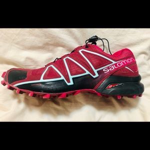 (Women’s 8) Salomon Speedcross 4